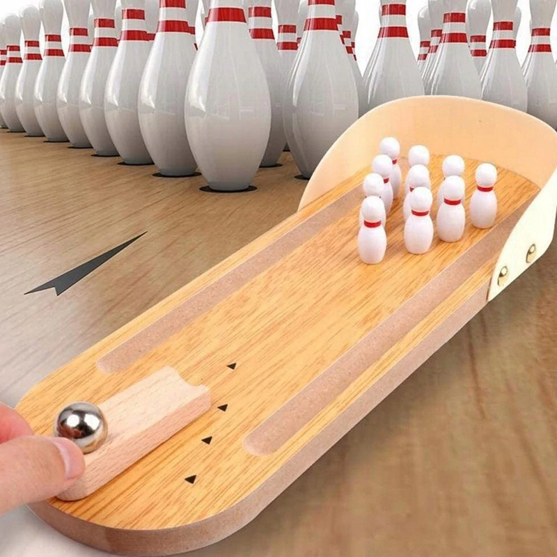Stolná hra - drevený mini bowling