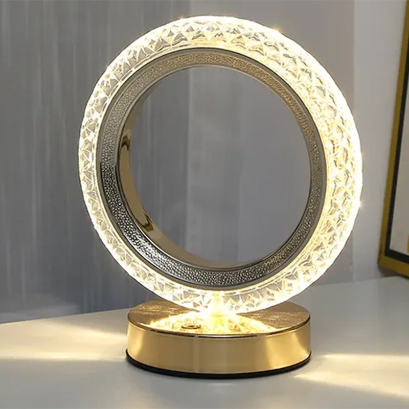 Zlatistá RGB lampička 18cm – KRIŠŤÁLOVÝ PORTÁL