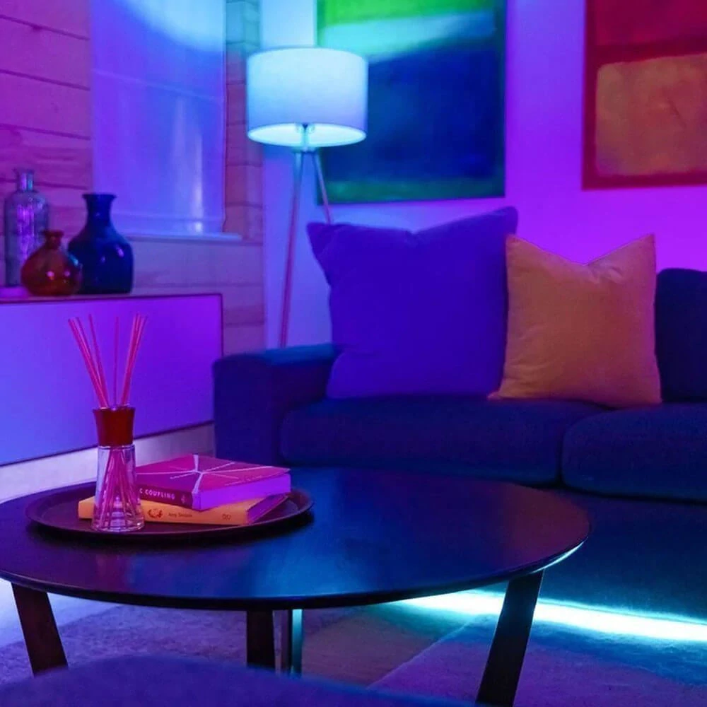 LED žiarovka RGB SD E27 5W - 16 farieb, diaľkové ovládanie