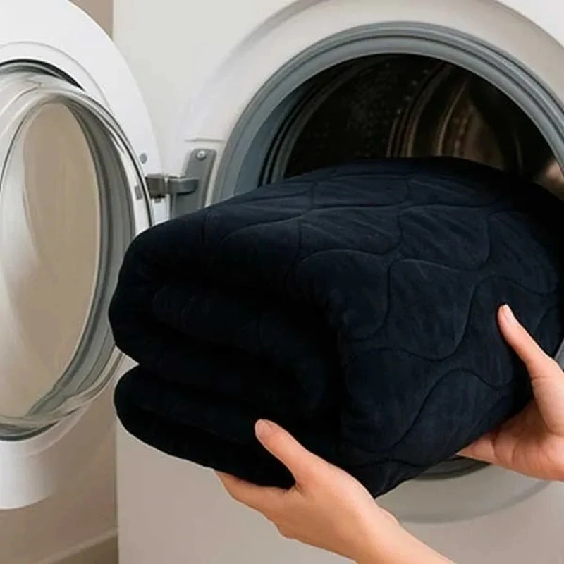 Veľká vyhrievaná deka 180x130cm, 9 výkonov, automatické vypnutie a ochrana pred prehriatím- čierna