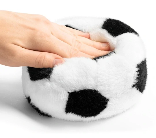 Plyšová futbalová lopta 15 cm – bezpečná hra doma