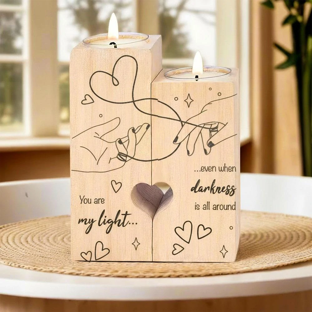 Drevené svietniky s čajovými sviečkami pre páry, 2 ks – romantický darček