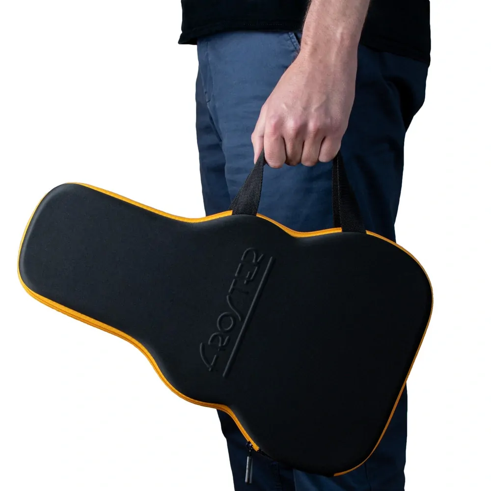 Whisky set v puzdre pre hudobníkov - ploskačka a poháre s príslušenstvom